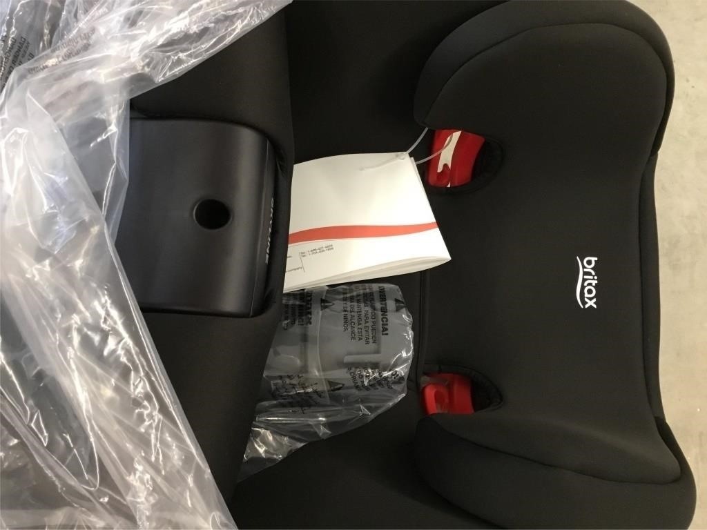 Britax Skyline 2-Stage Booster Car Seat - photo 5