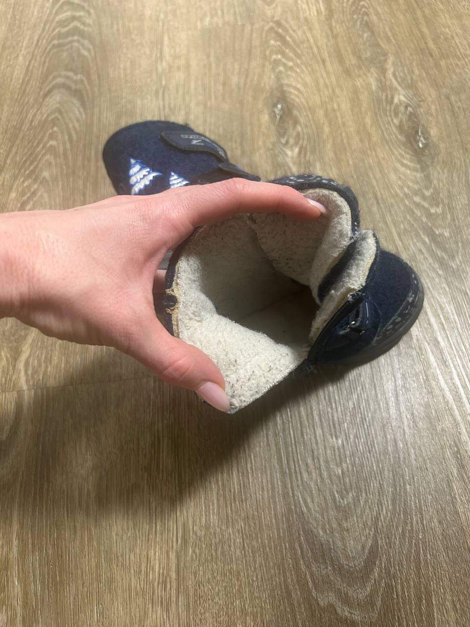 Kids Winter Boots - Size 24 - photo 3