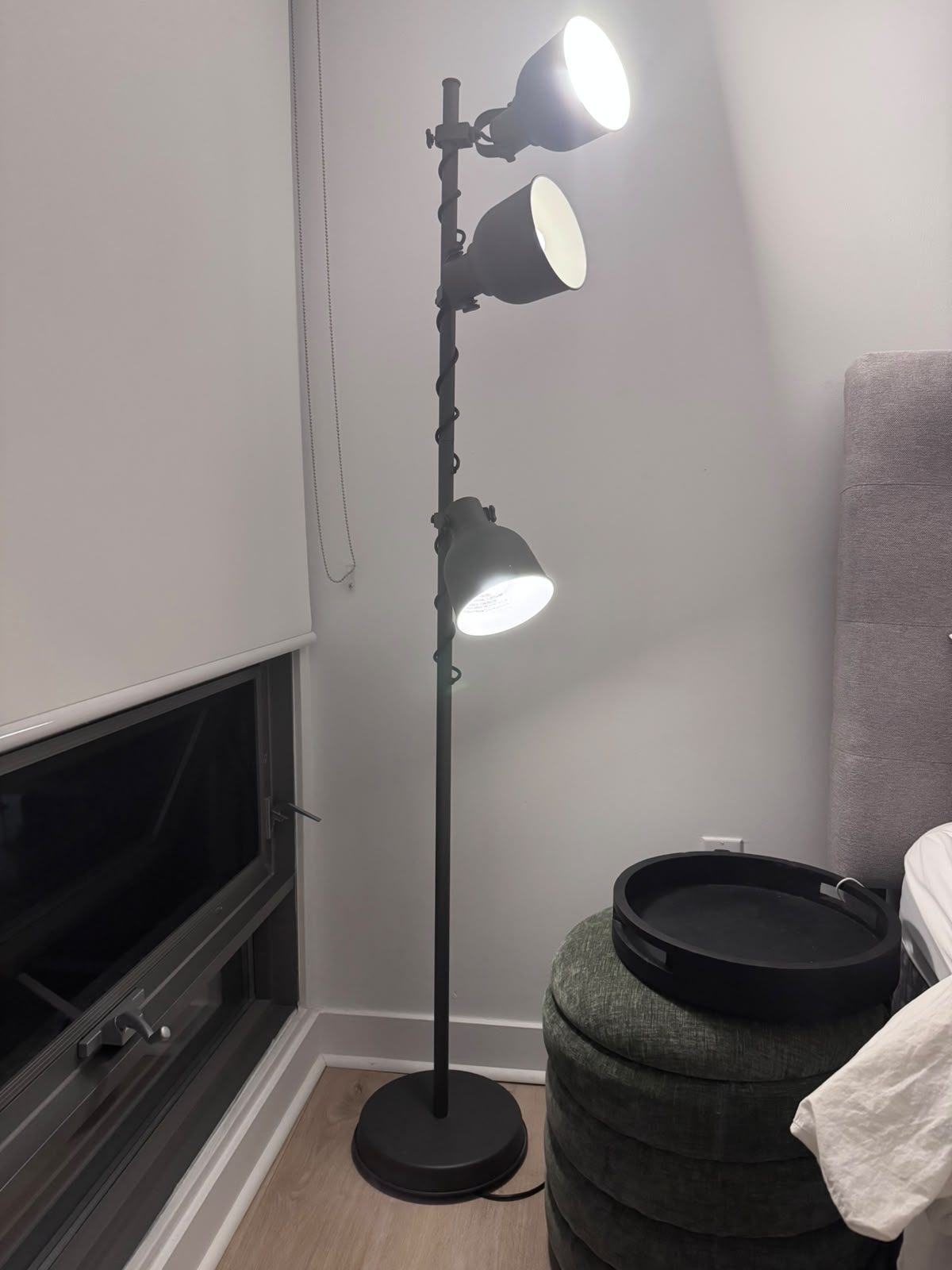 IKEA HEKTAR Floor Lamp with, Dark Gray + 6 RGB Bulbs & Remote