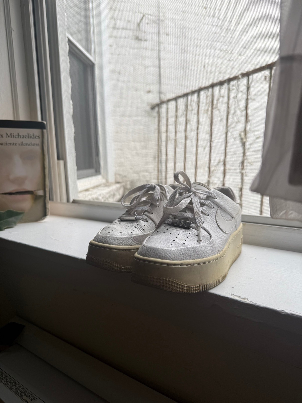 Nike Air Force 1 Sage Low – White – Size 6