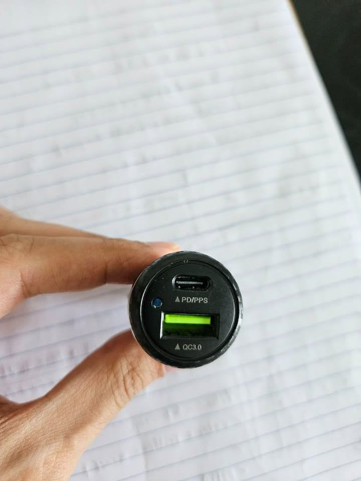 VELOGK Fast Car Lighter Charger – USB-C and USB-A Ports - photo 3