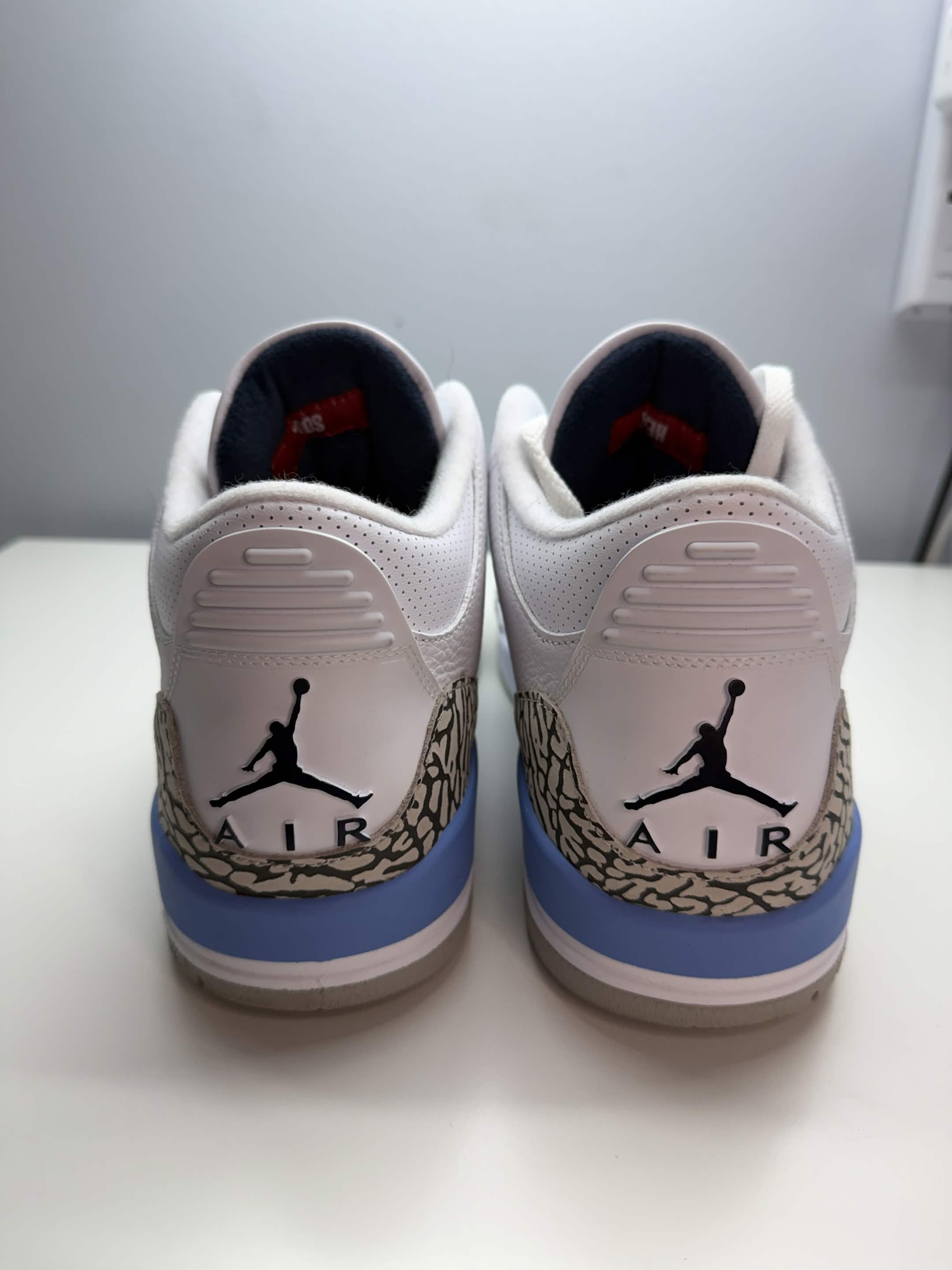 Air Jordan Retro 3 UNC - Size 11.5 - photo 5
