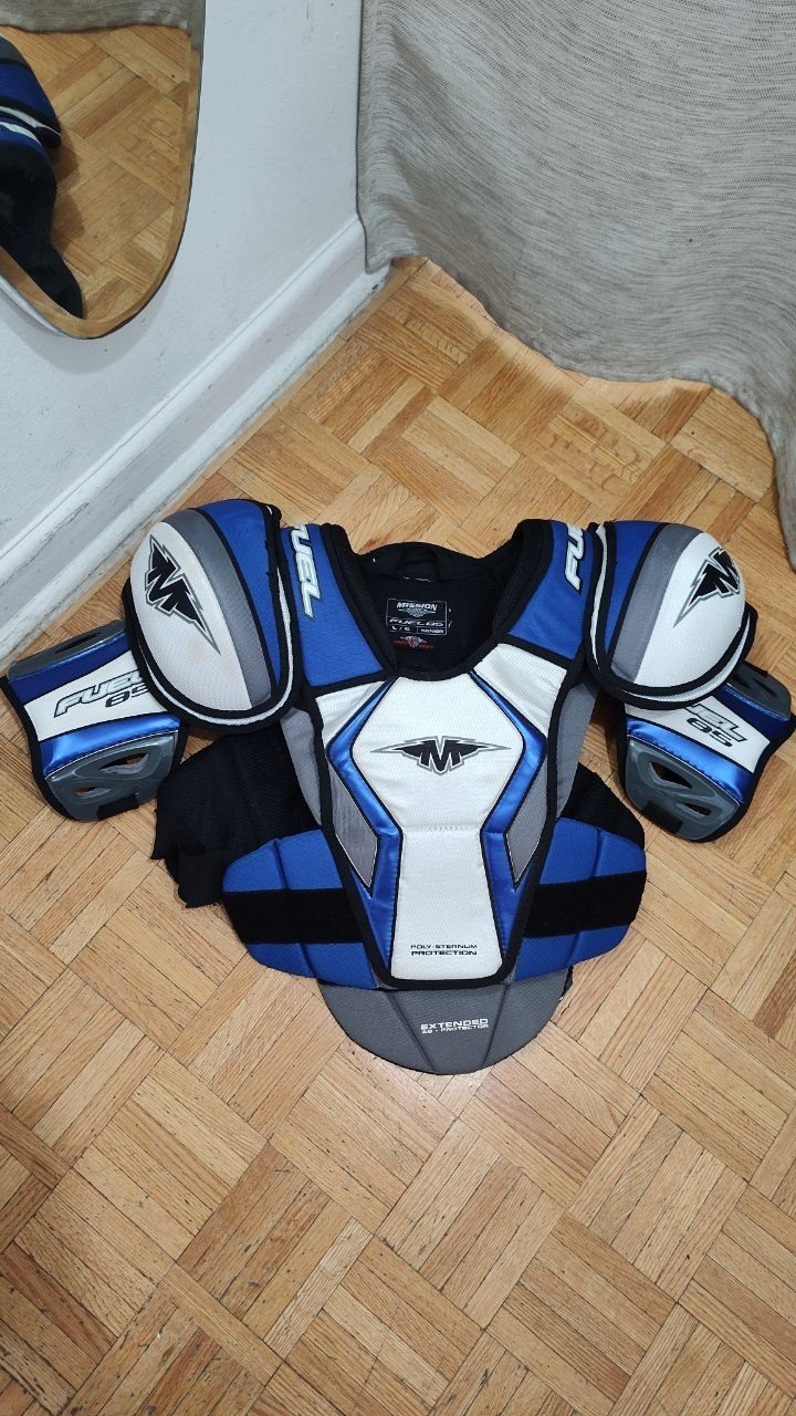 Adult Men's Hockey Gear & Skates Bundle — Size L / Skates 11 - photo 2
