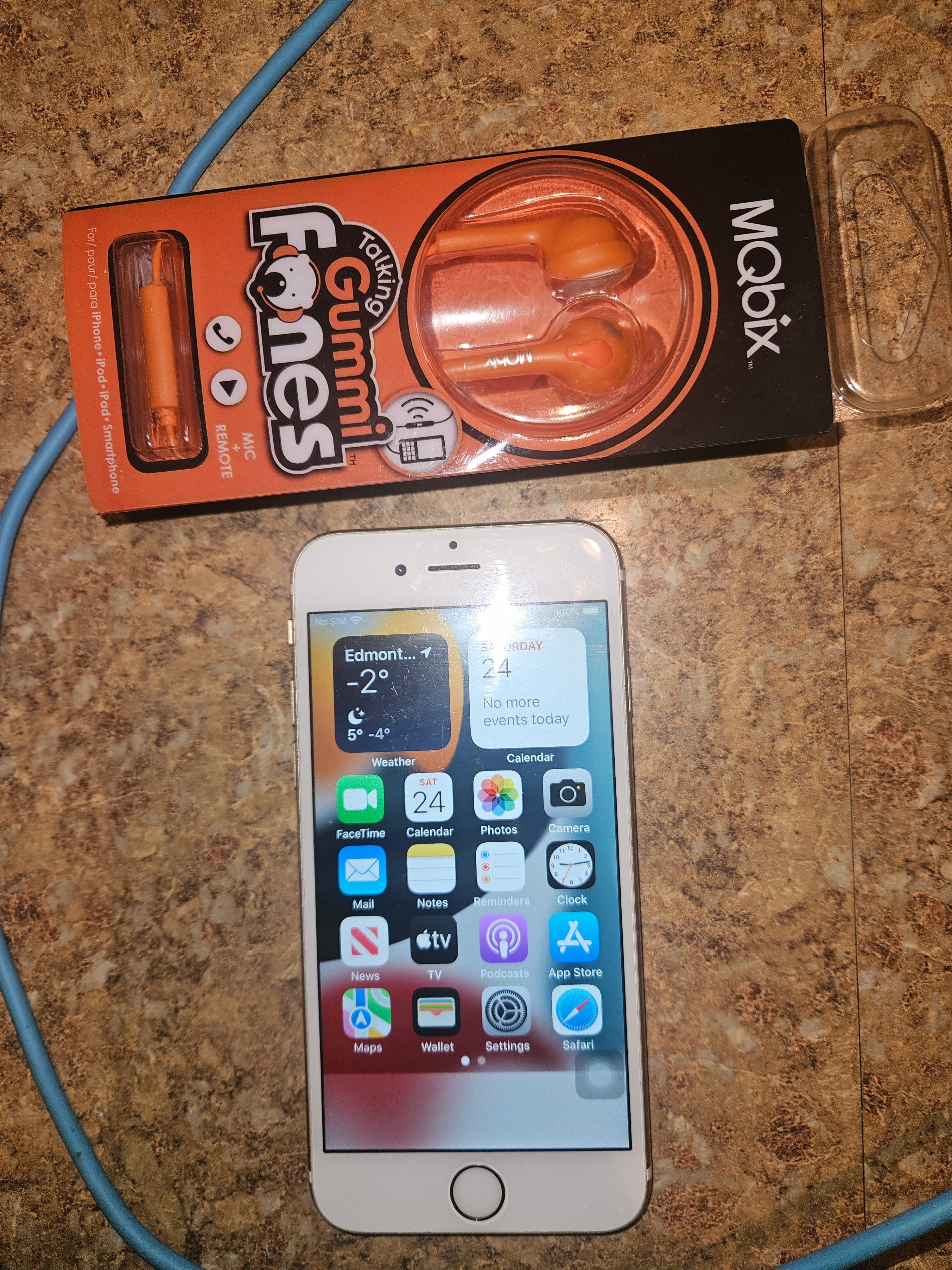 IPHONE 6S-2 GB RAM-32GB-CELLUAR SERVICE VOICE AND TEXT DONT WORK