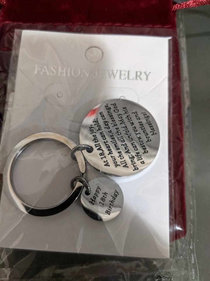 4 fashion jewelries, NEW, $5 each - photo 5