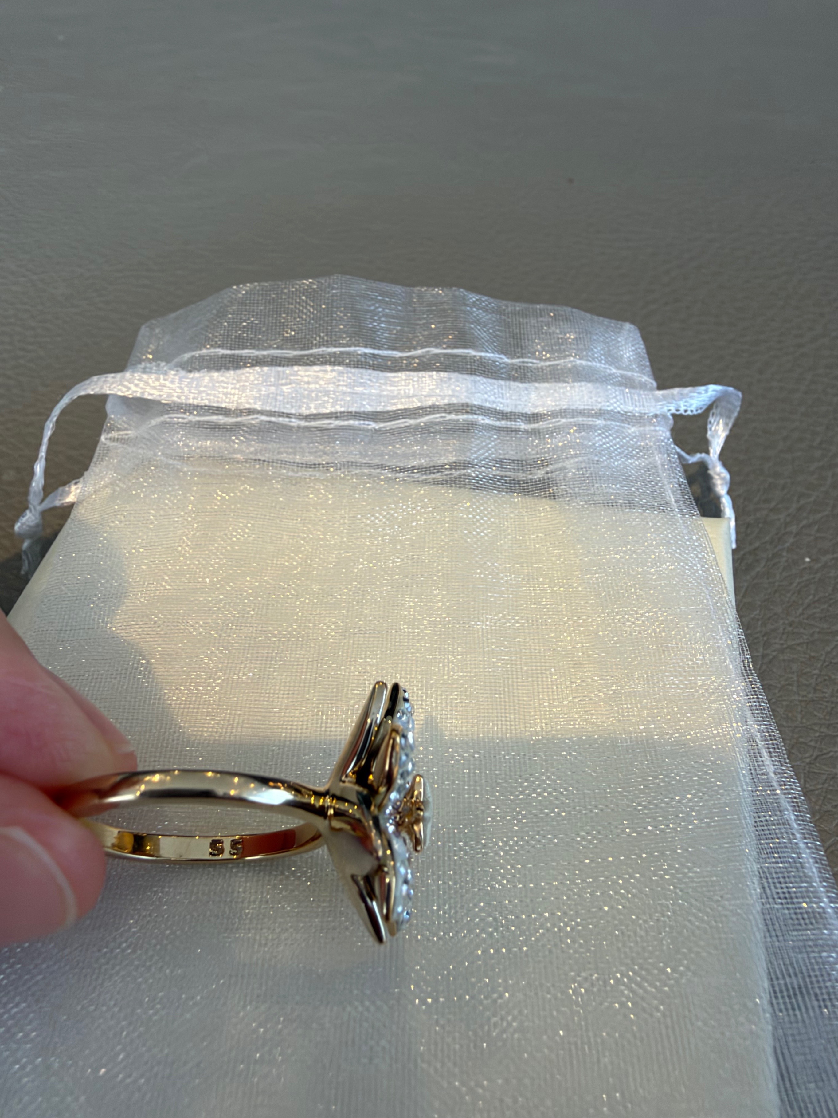 Swarovski Louella Flower Ring, Retired, Size 55 (US 6.75) - photo 4
