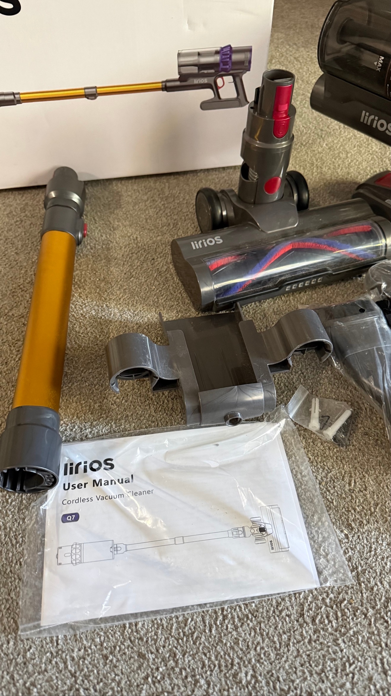 LIKE NEW Lirios Q7 Cordless Stick Vacuum - photo 2