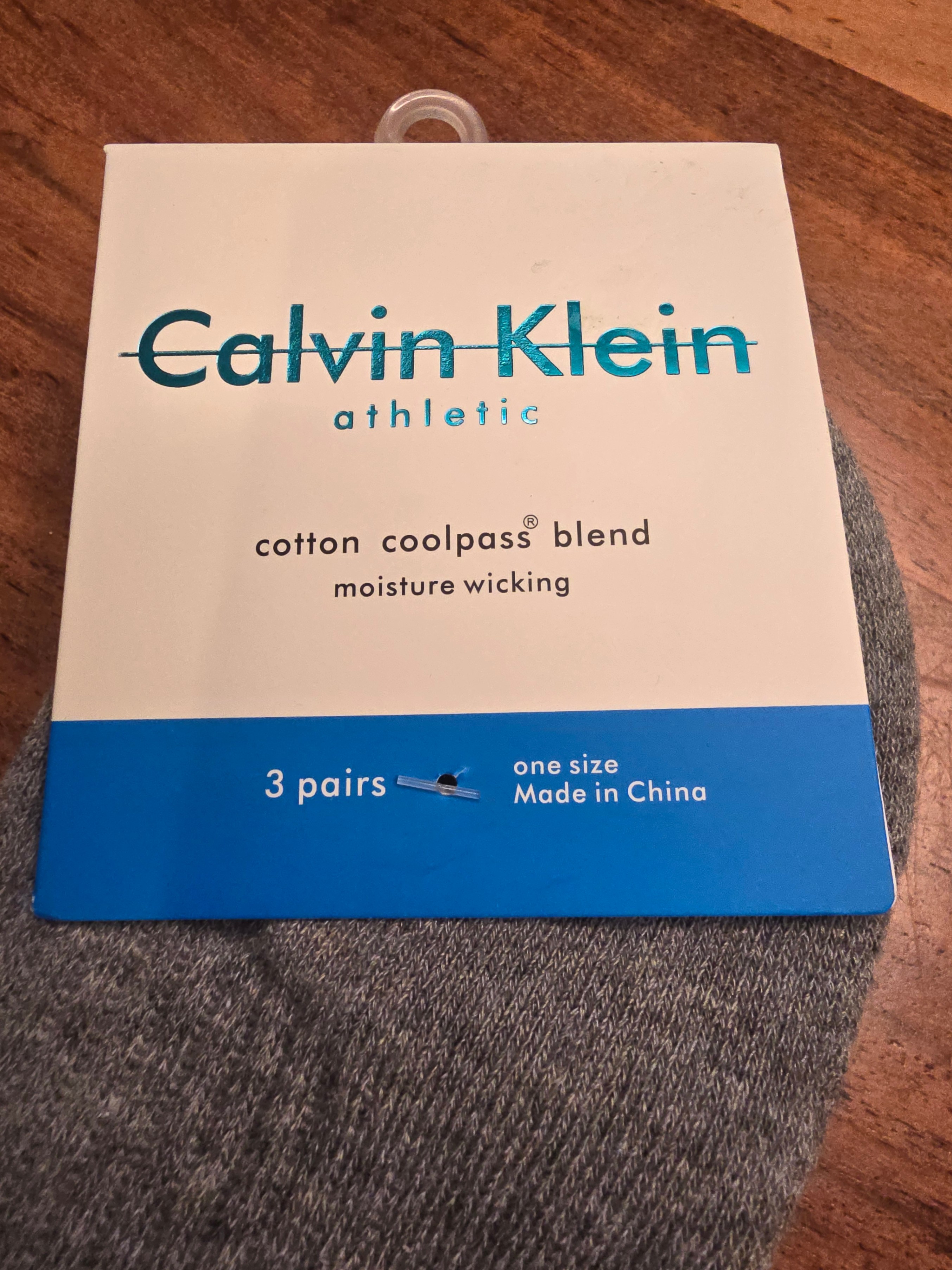 NEW Calvin Klein Men’s Athletic Socks – 3 Pairs - photo 2