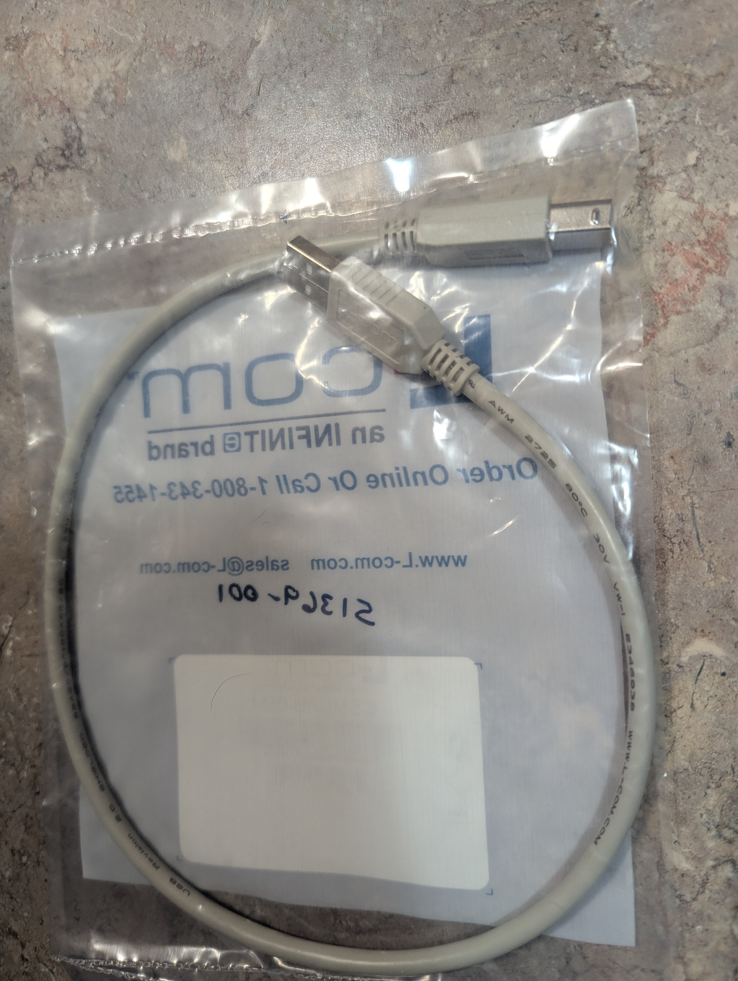 USB A to B connector