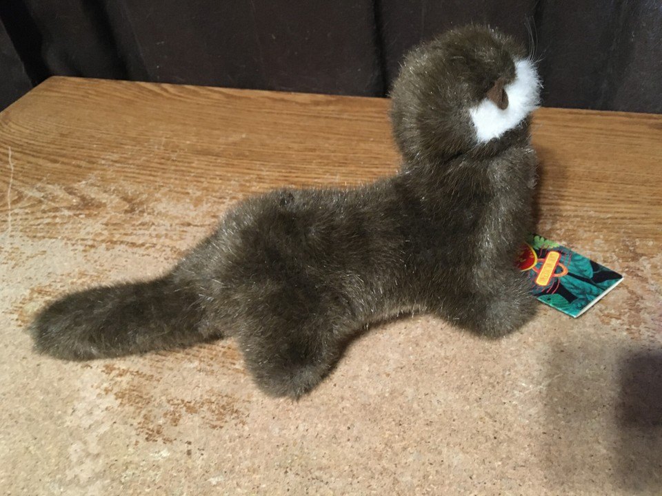 VINTAGE K & M INTERNATIONAL RIVER OTTER BROWN 11" PLUSH ANIMAL - photo 2