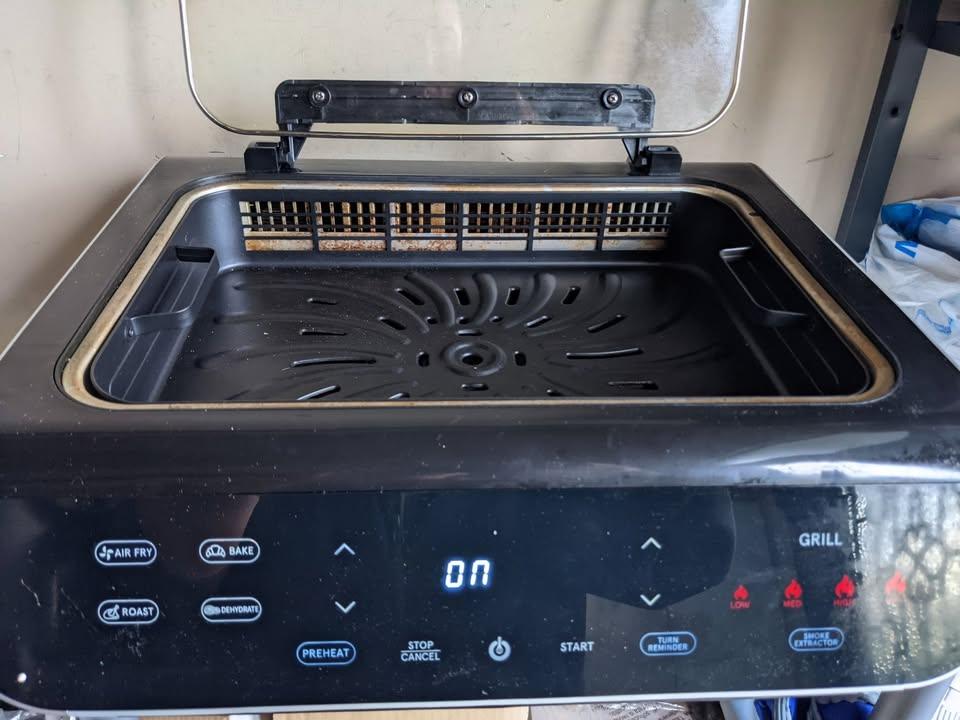 Grill & Air Fryer, Gourmia Smokeless Indoor, 6 Quart