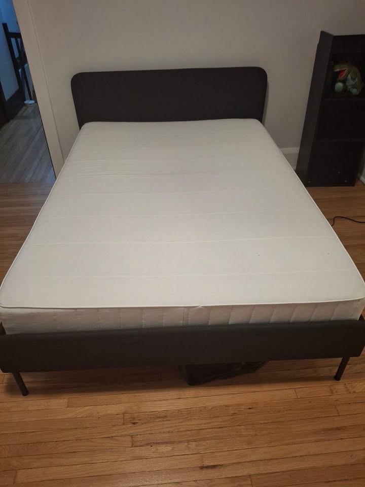 SLATTUM twin bed w/ VESTEROY hybrid mattress (Price Negotiable)