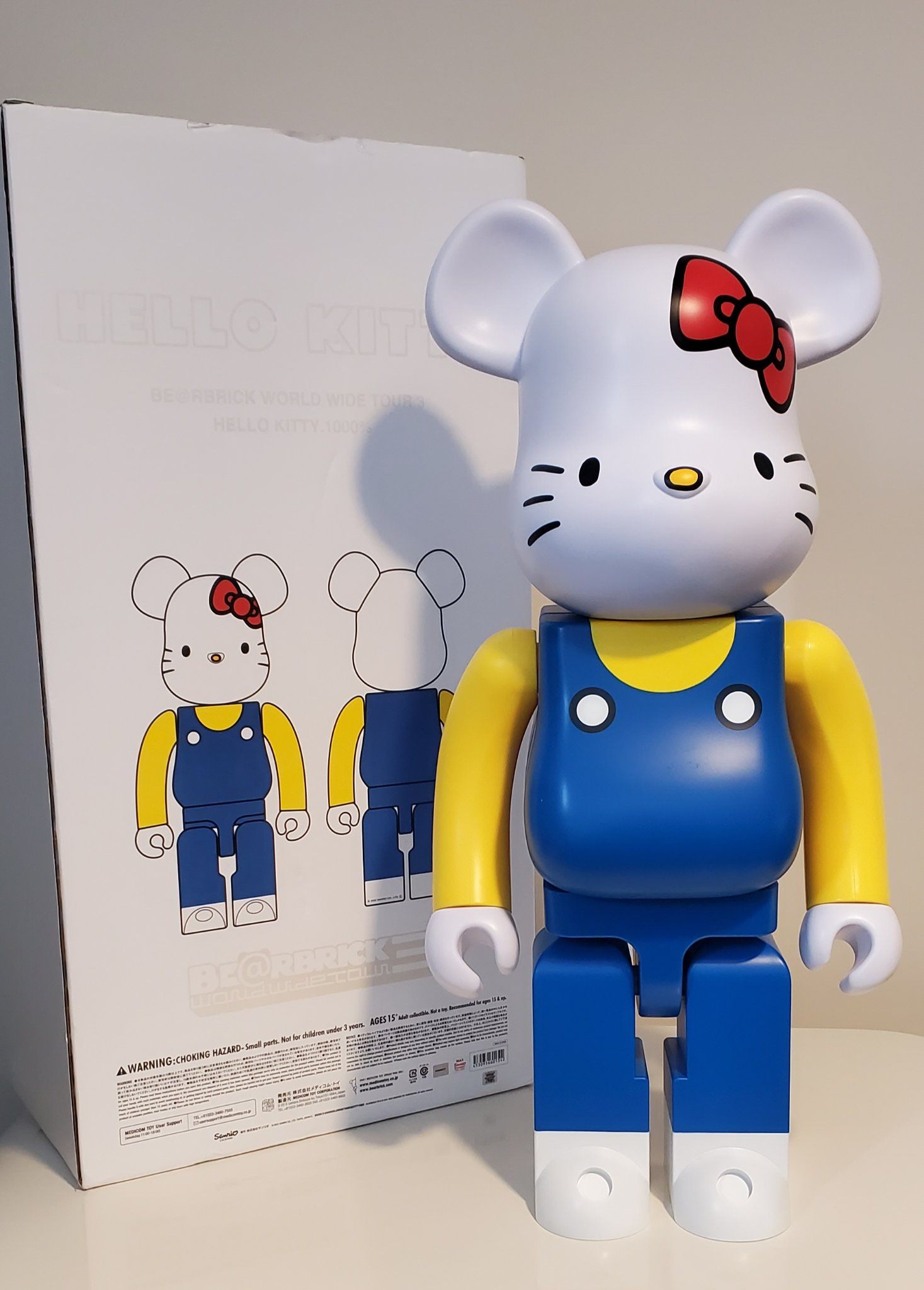 BE@RBRICK Hello Kitty 1000% – World Wide Tour 3 – Open Box - photo 2