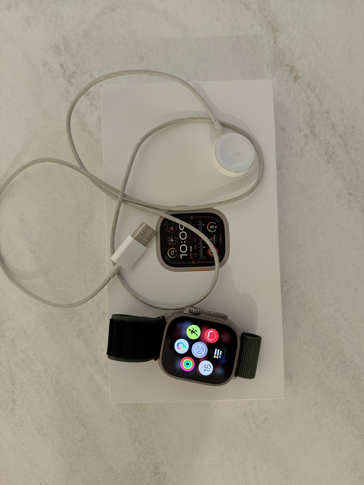 Apple Watch Ultra 2, 49mm Titanium — GPS + Cellular
