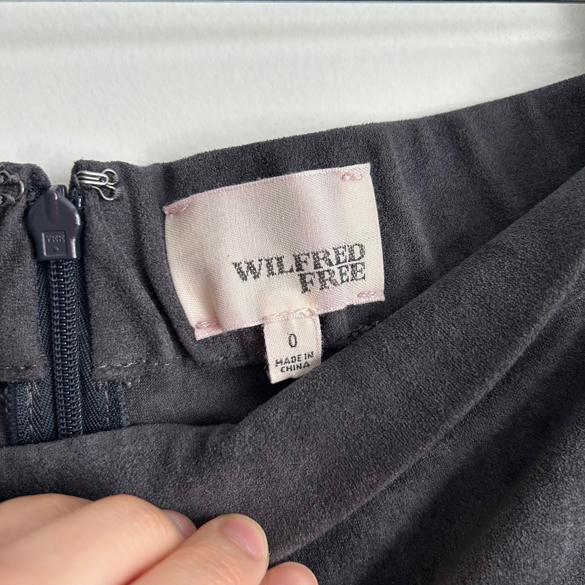Wilfred Free Dark Grey Faux-Suede Midi Skirt – 0, Like New - photo 4