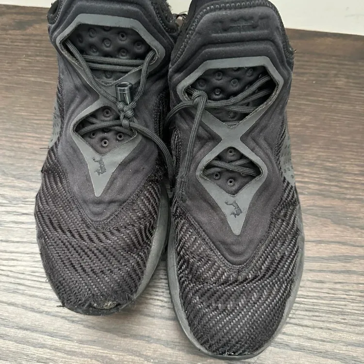 Nike LeBron 14 Black US 10