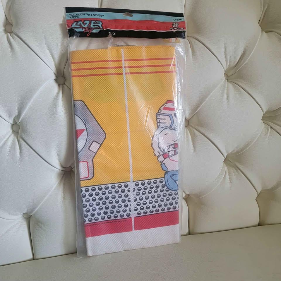 1986 Lazer Tag paper table cover sealed - photo 2