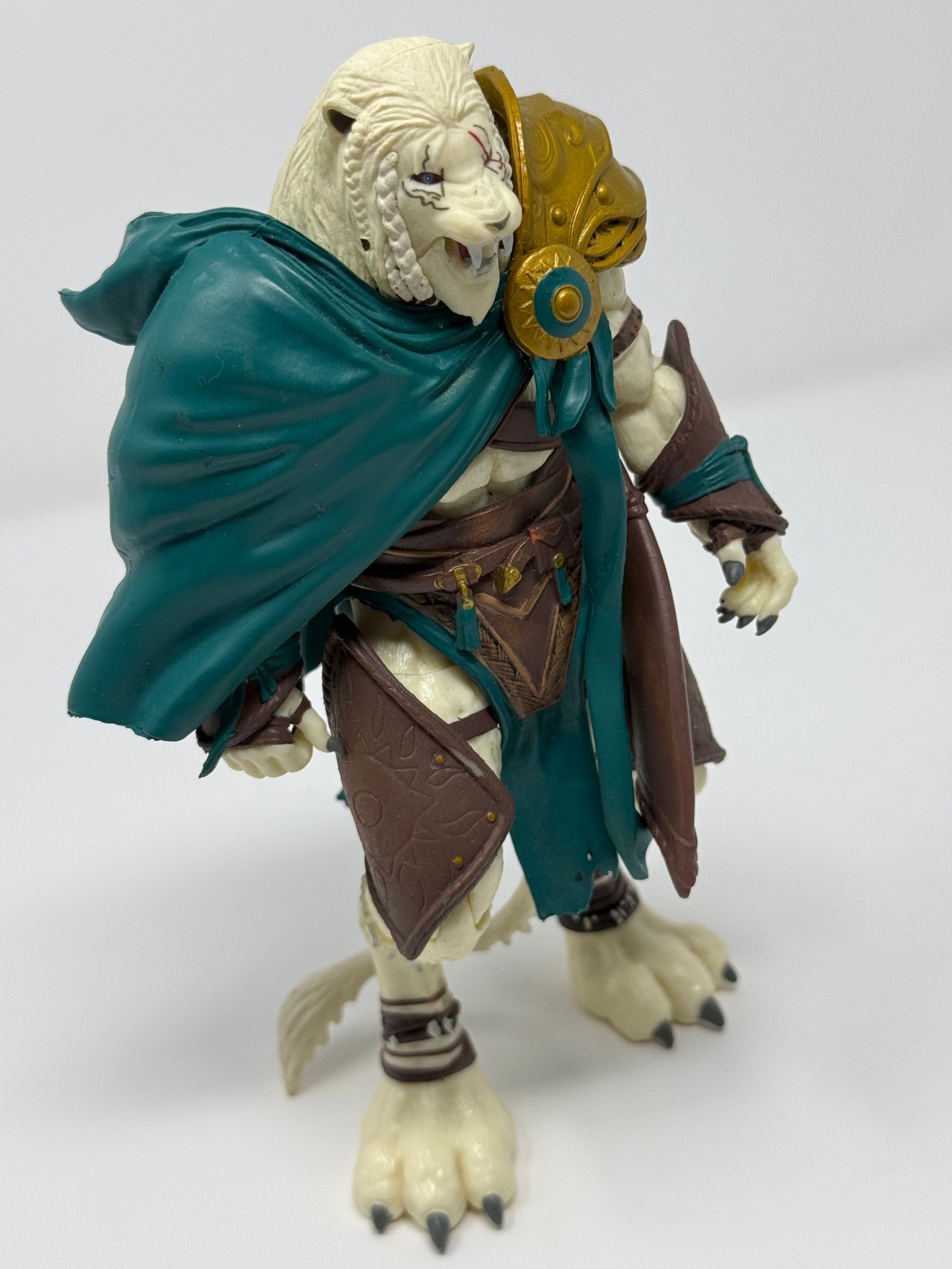 Funko MTG Ajani Goldmane Legacy Figure - photo 2