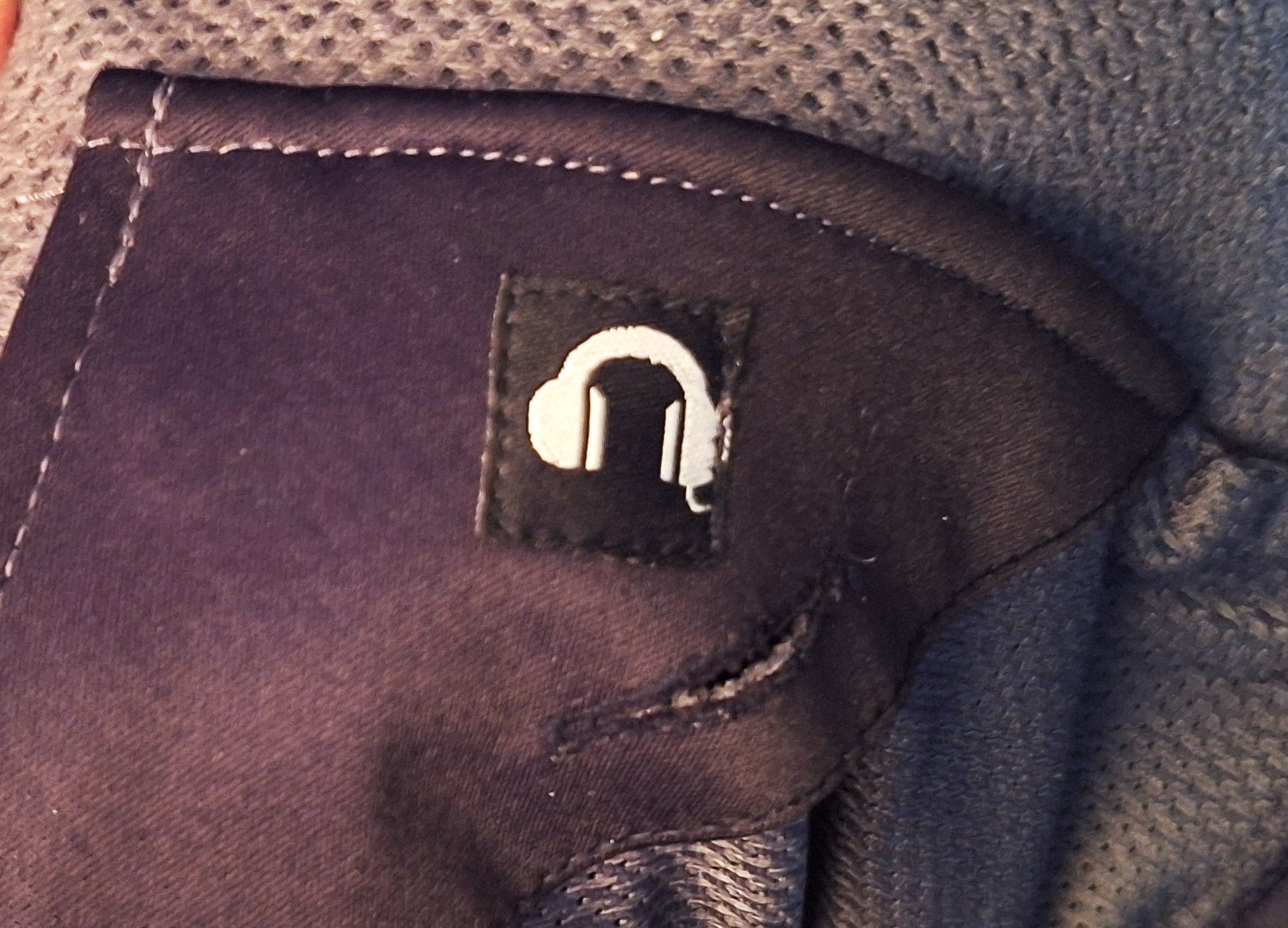 North End Sport MILLER LITE Jacket - 3 layer bonded & Audio Port - photo 5