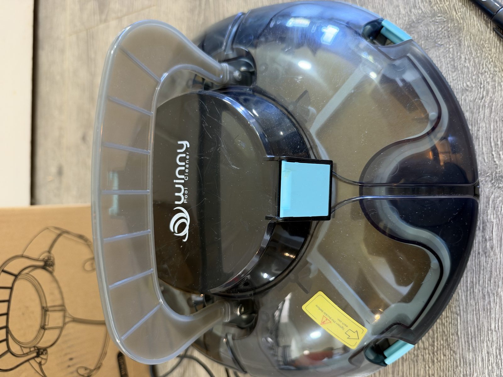 Winny Cordless robotic pool cleaner - photo 3
