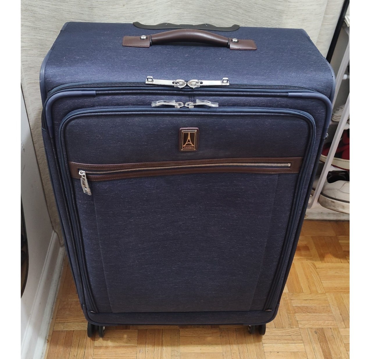 NEW Travelpro Platinum Elite 29" Large Checked Expandable Spinne