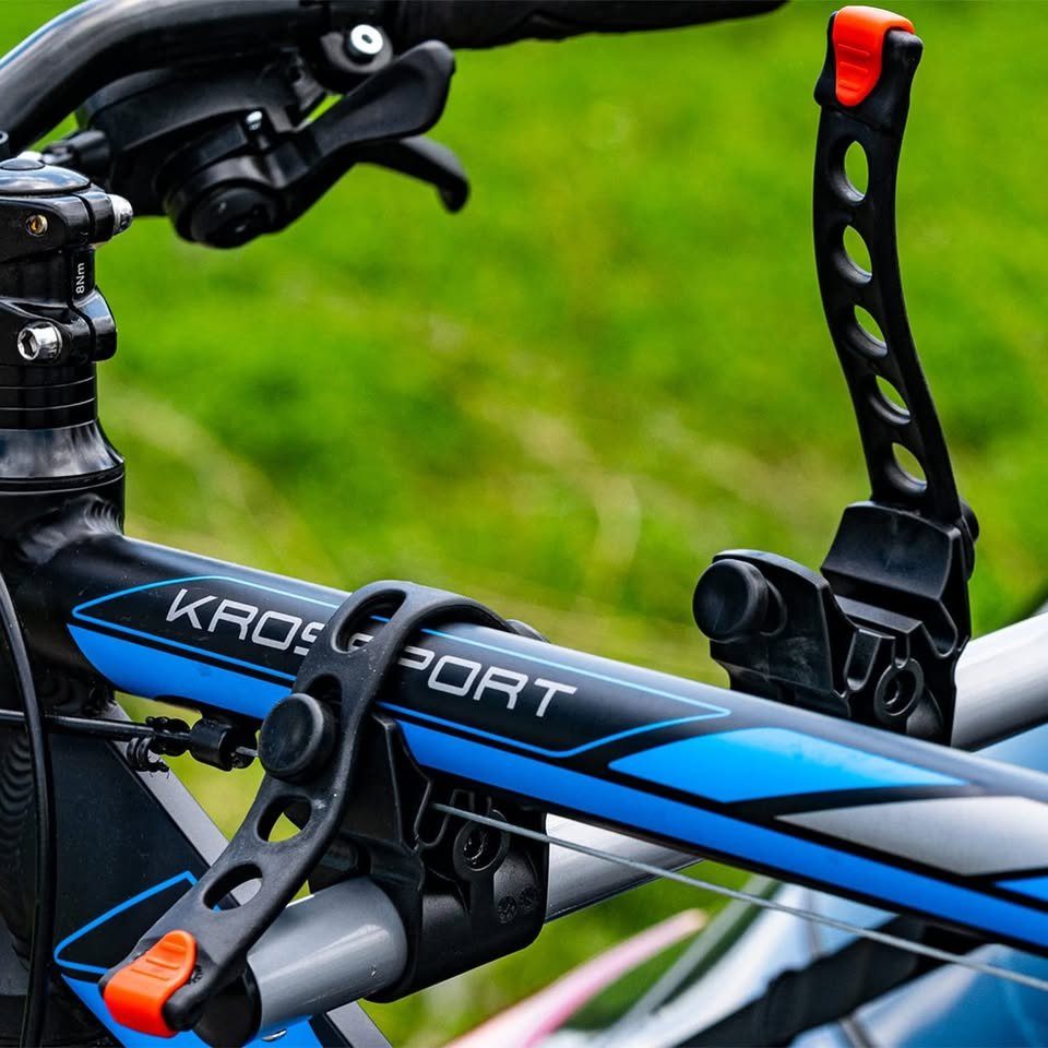 MSRP $145 |NEW DK2 3-Bike Truck Mount Bicycle Carrier - photo 5