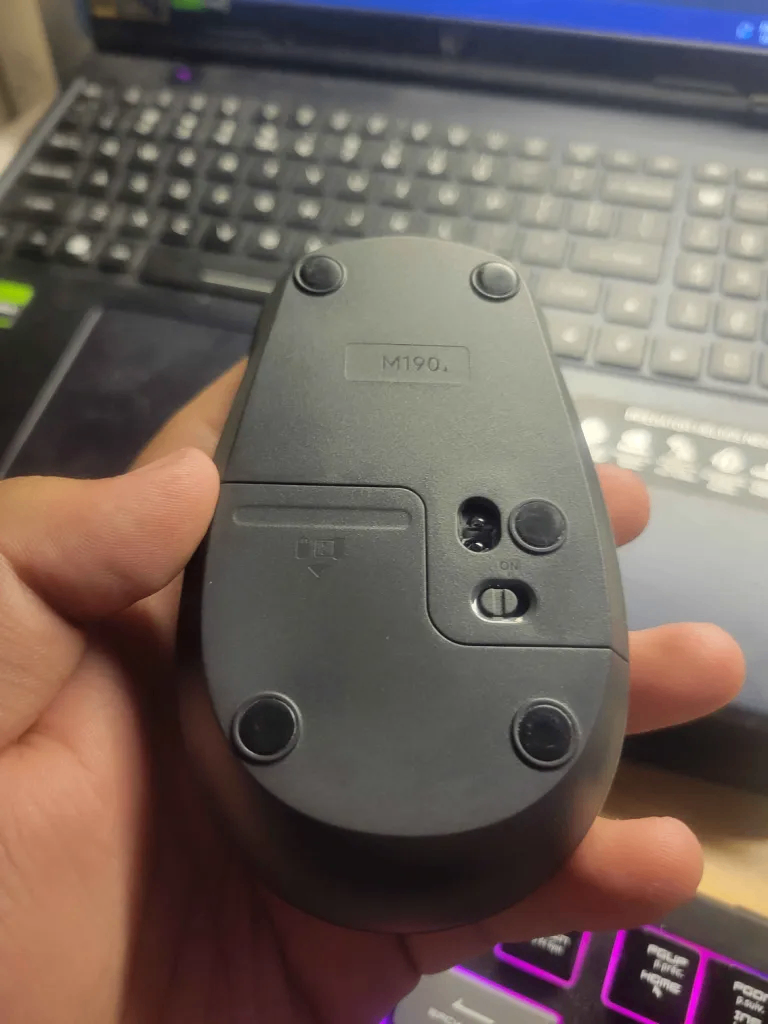 Logitech M190 Full-Size Wireless Mouse - photo 2