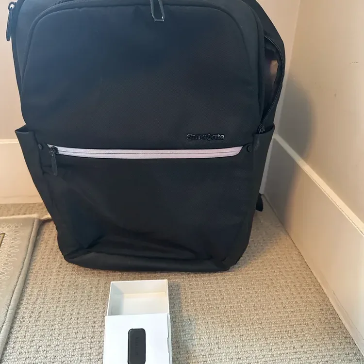 Samsonite Backpack with Smart Tag