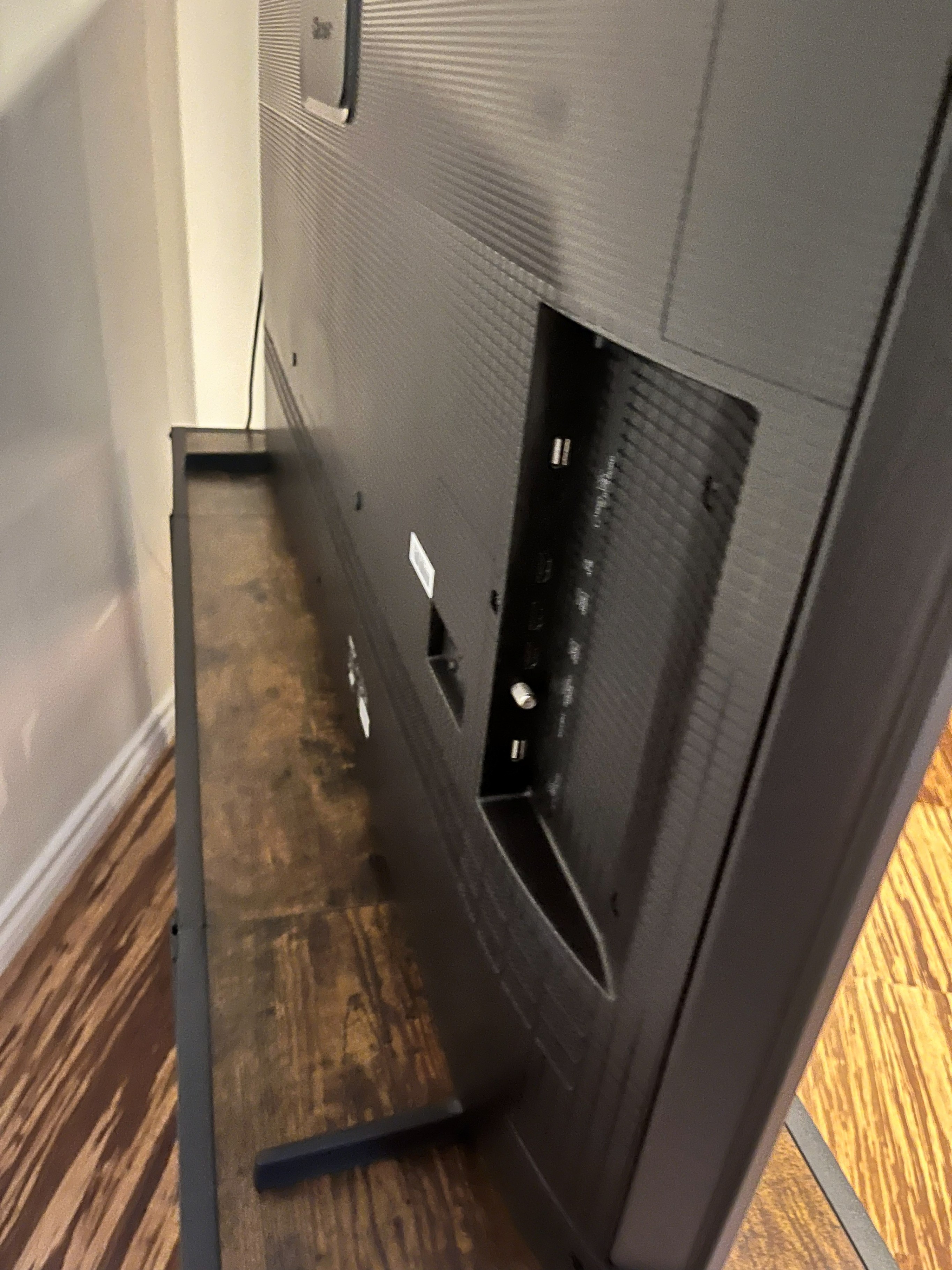 Hisense 65-inch 4K Mini-LED Fire TV - photo 2