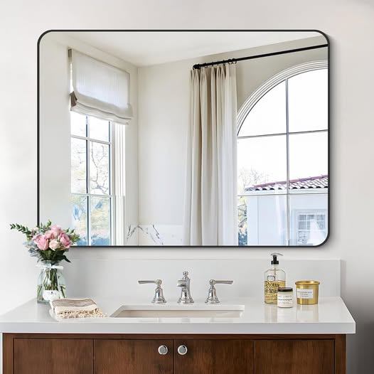 Black rectangular mirror - 30x40
