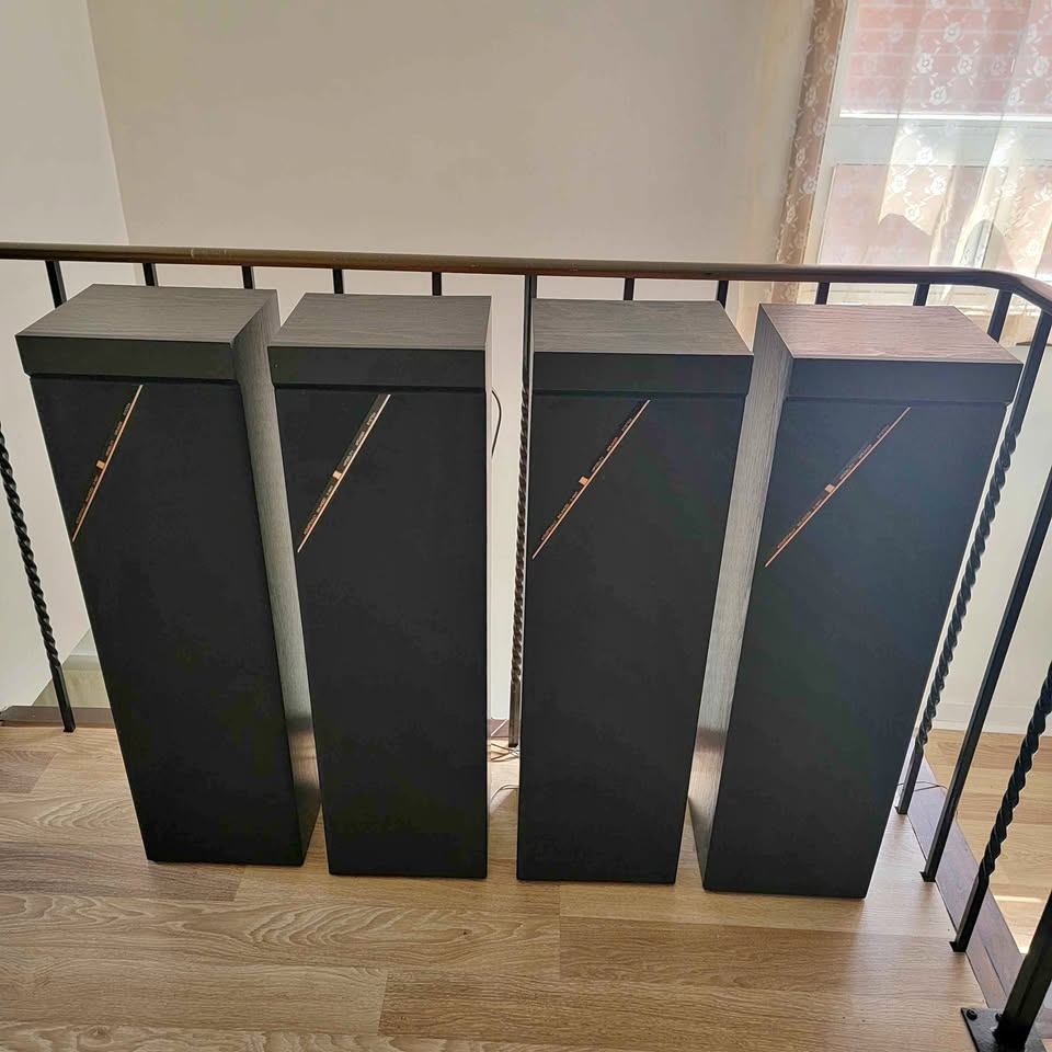 4 vintage box speakers by Candle 80hm 10w 10 watts