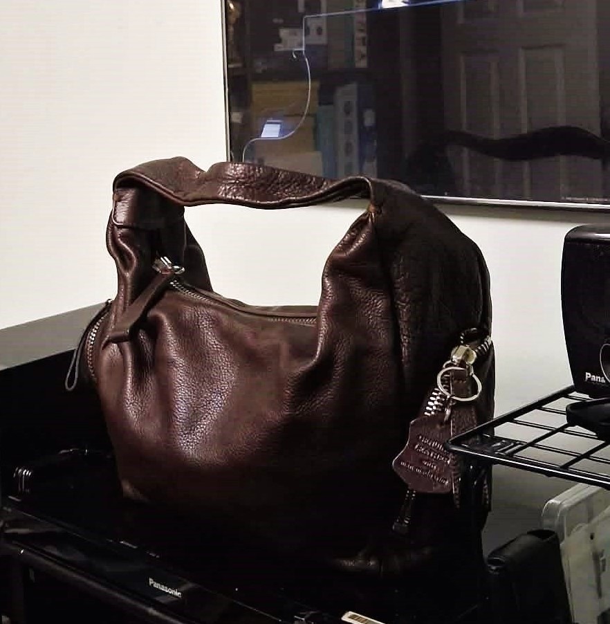 Roots Canada Brown Thick Pebbled Leather Hobo Shoulder Bag - photo 2