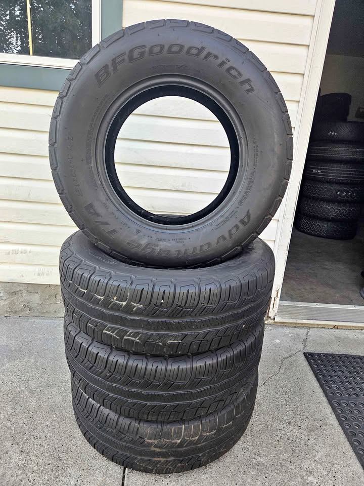 Set of 4 BFGoodrich Advantage T/A Tires - photo 2