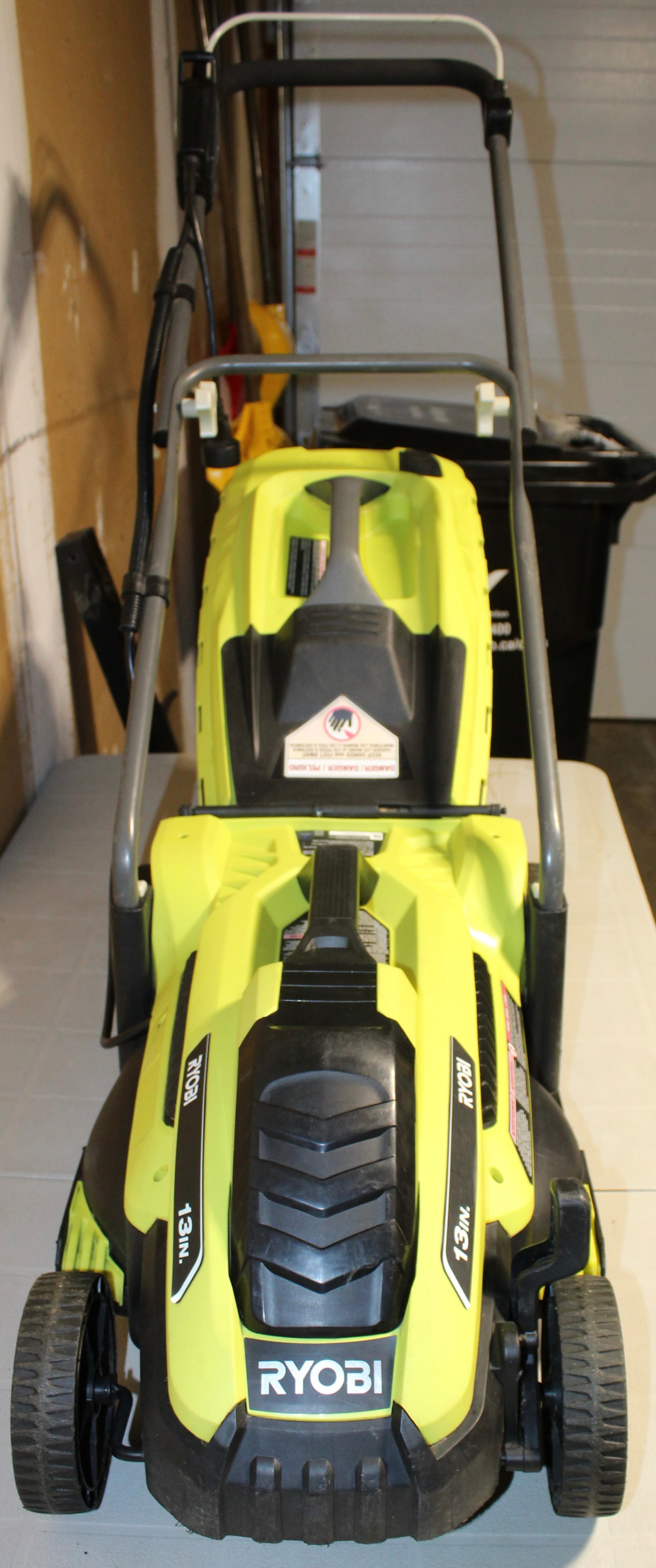 RYOBI 13-inch 11-Amp Corded Electric Lawn Mower (RYAC130-S) - photo 4