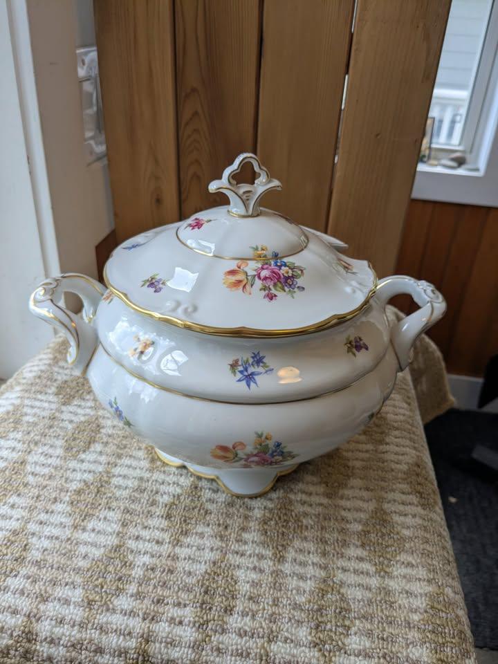 German Made Ilmenau Vintage Porcelain Soup Tureen