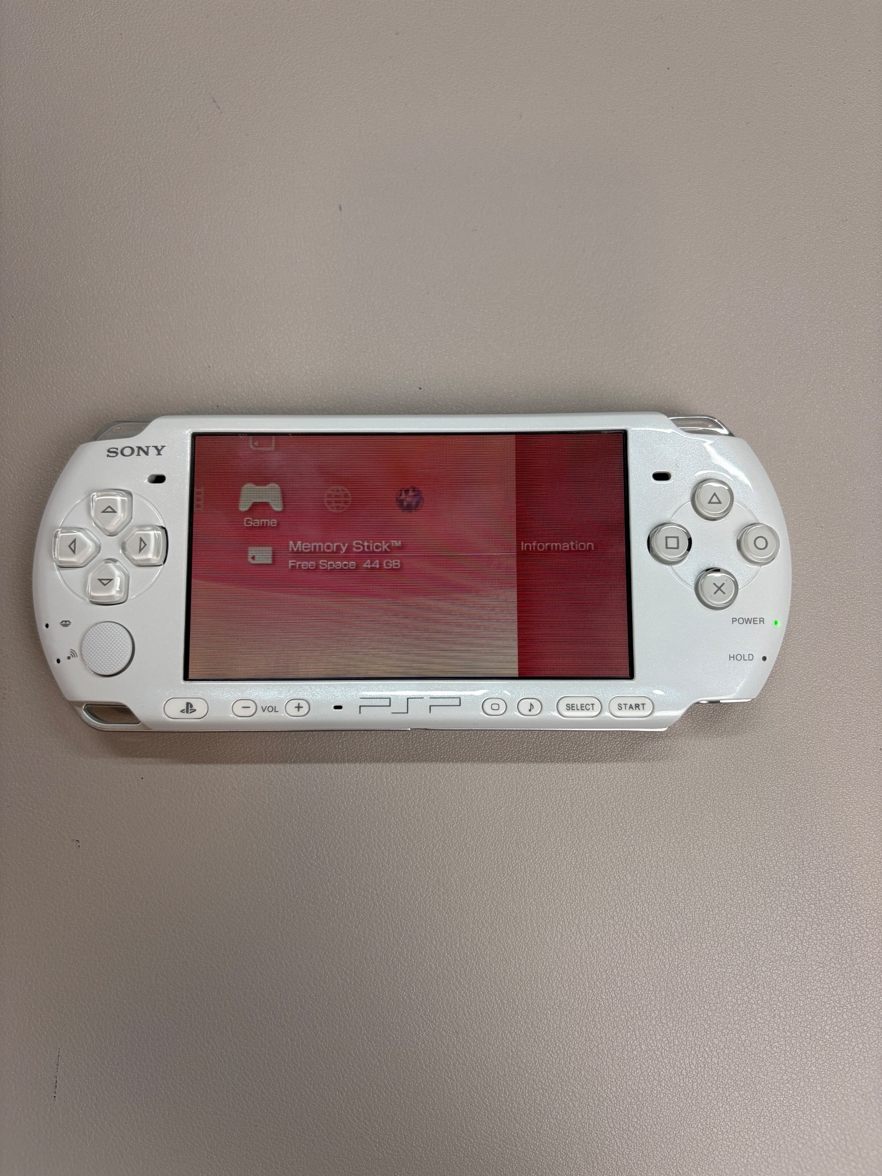 Sony PSP 3000 Handheld Game Console — White, Like New