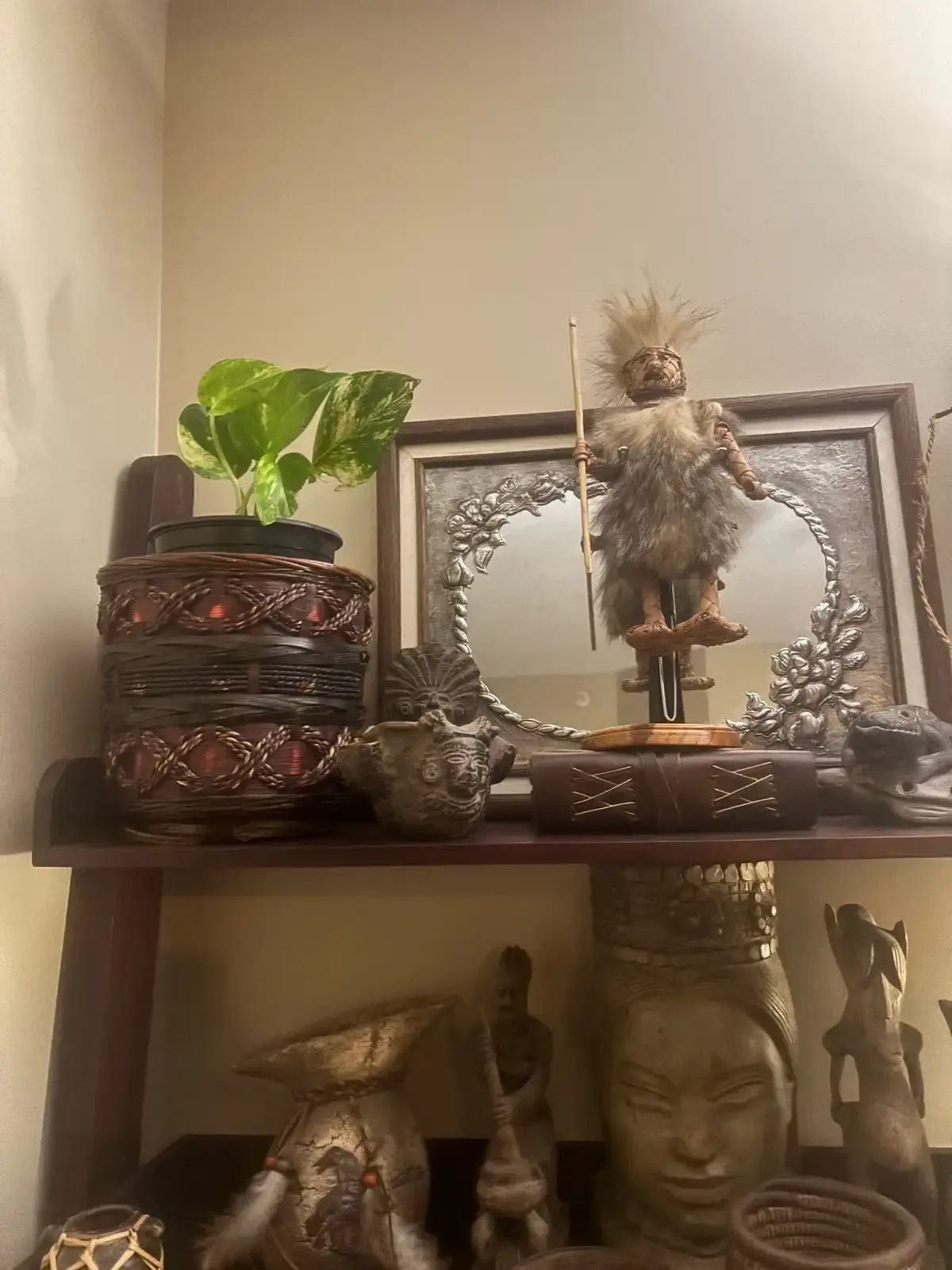 Collectibles Lot — Cultural Handcrafted Pieces, Tribal - photo 2