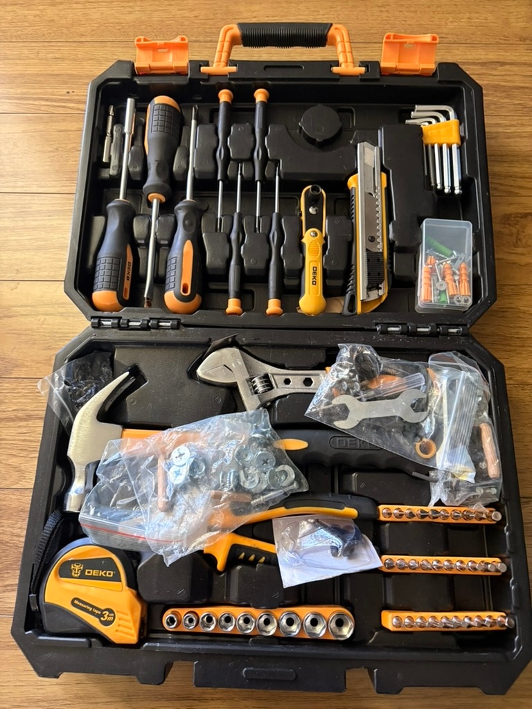 DEKOPRO 100 Pieces Home Repair Tool Set