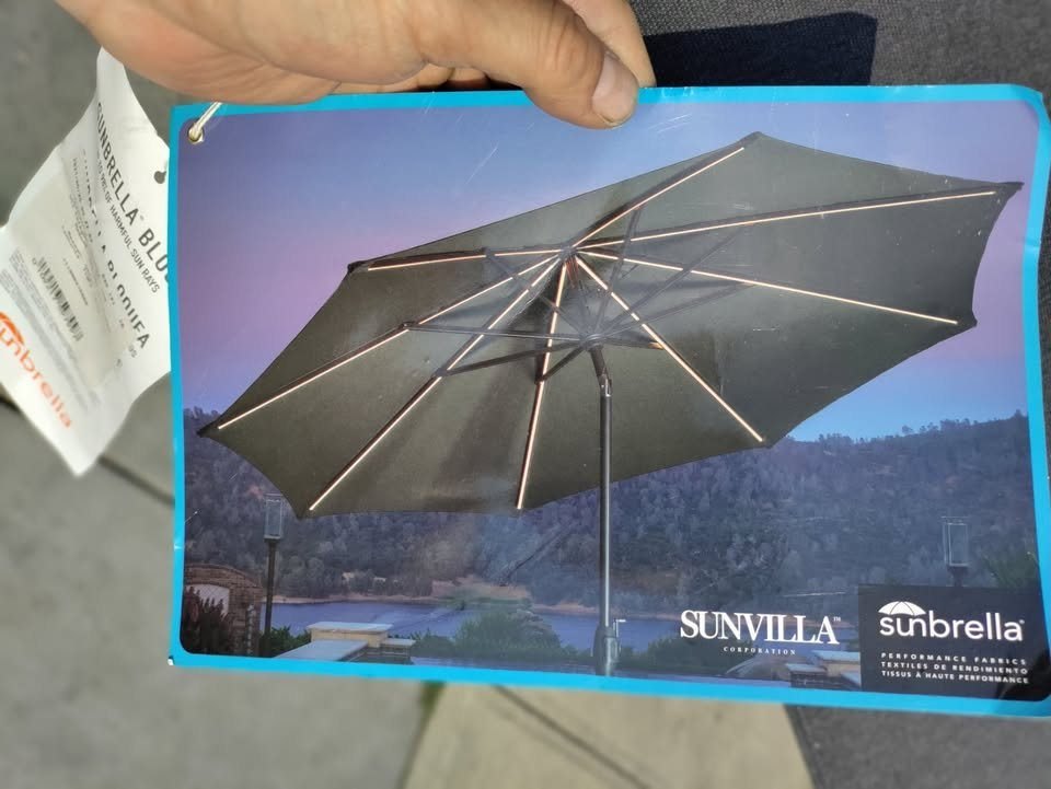 Umbrella, Sunvilla 10 ft. Tilt Patio Umbrella, UV-Resistant - photo 4
