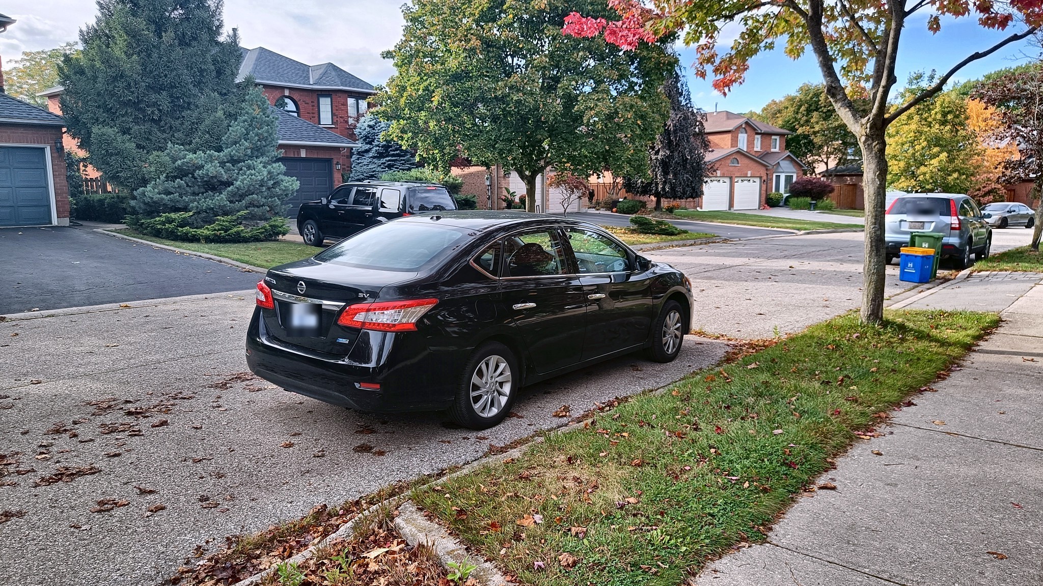 2015 Nissan Sentra SV, 138,000 km, Winter + Summer Tires