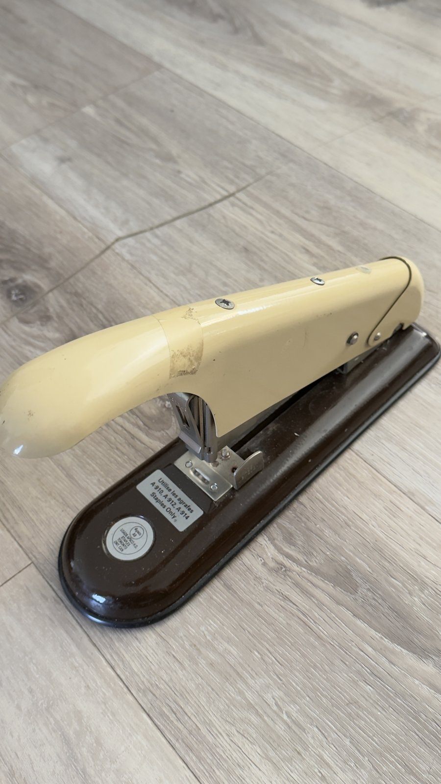 Vintage Apsco A9 Heavy-Duty Stapler – Metal, Toronto, Ont.