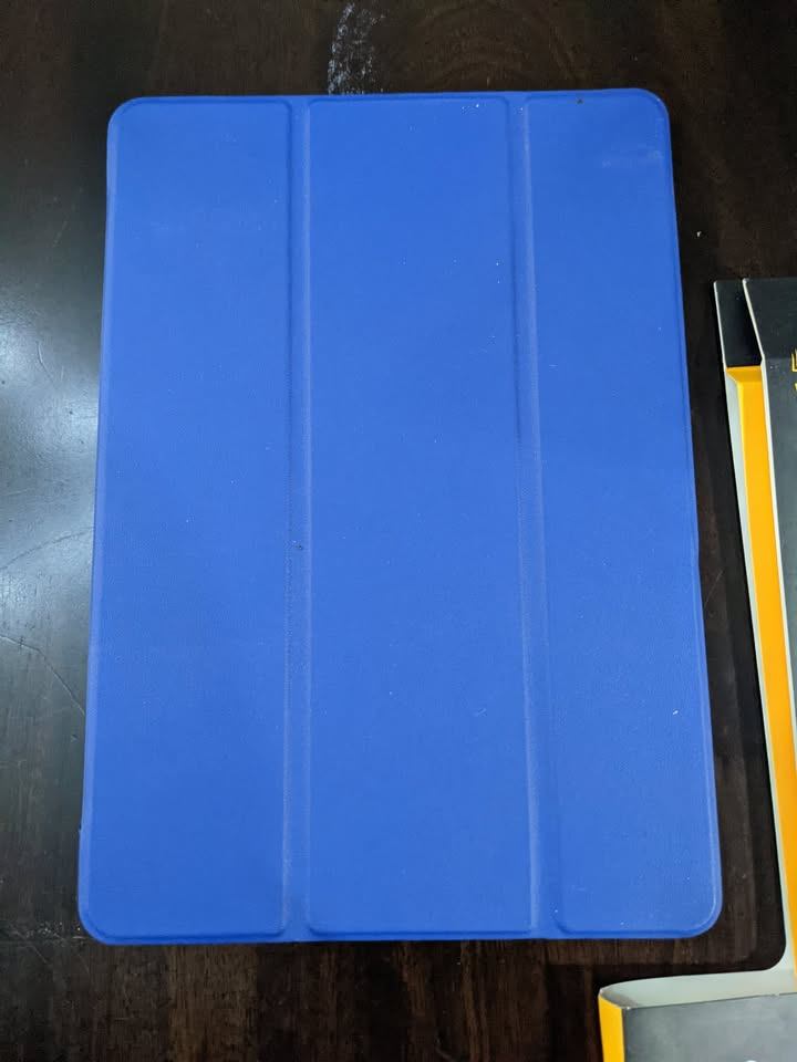 Blackweb Folio Case for iPad 7th Gen 10.2" & iPad Air 10.5" - photo 2