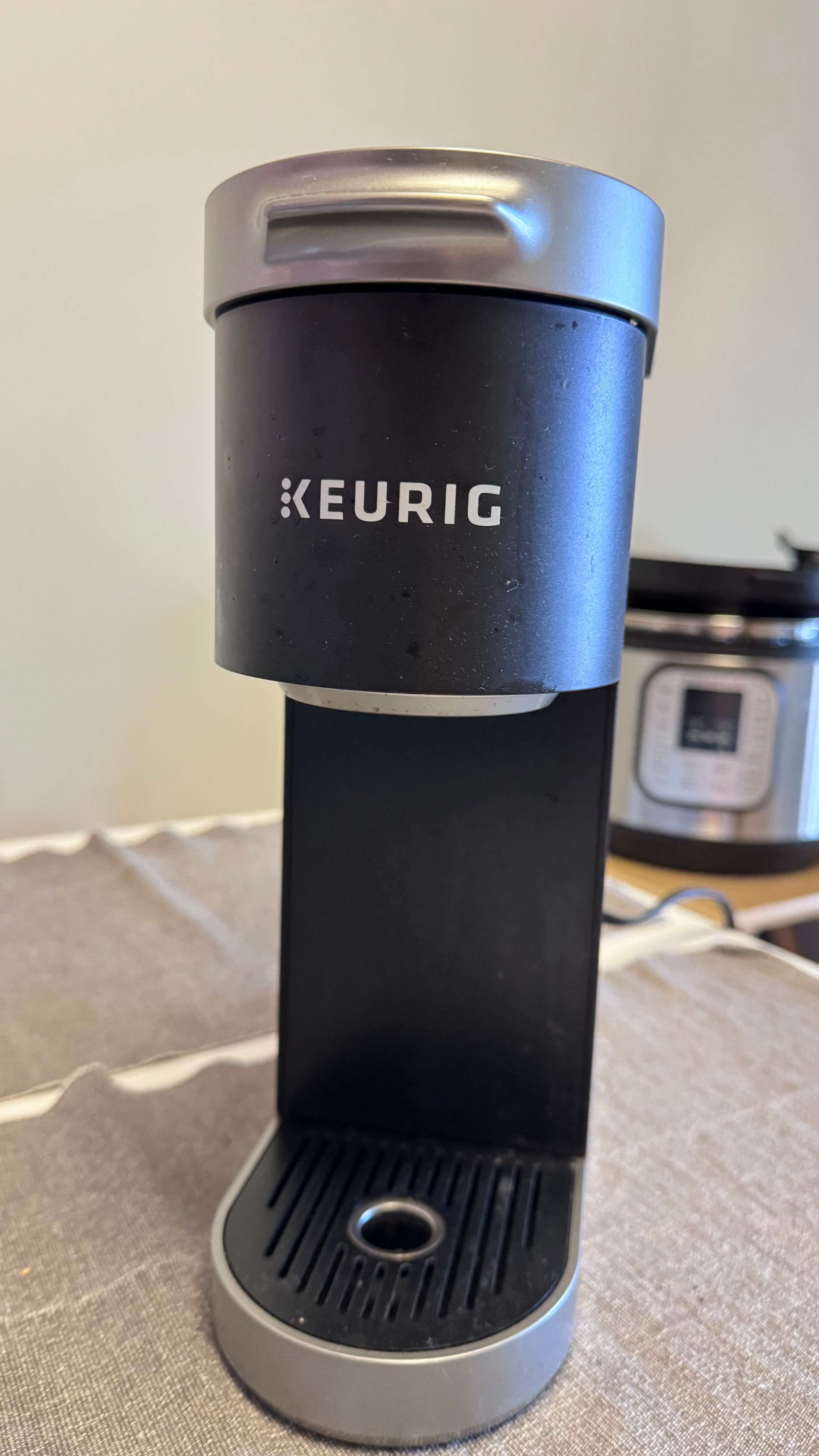 Keurig K-Mini single-serve K-Cup brewer - photo 2