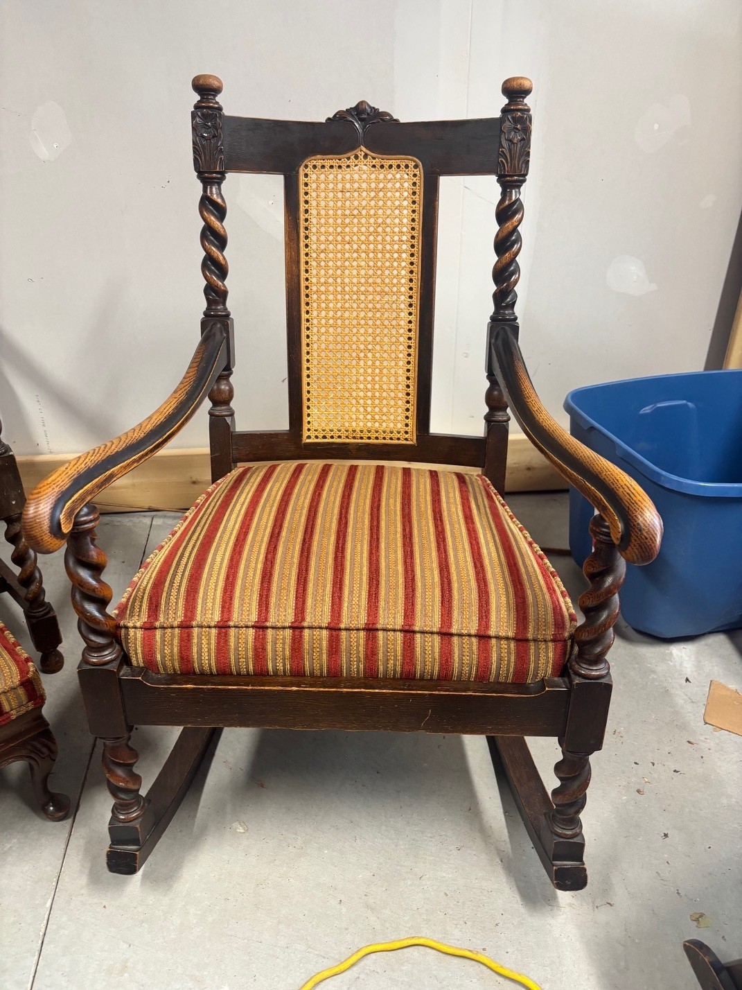 Victorian oak three piece rocking chair, armchair and footstool - photo 2