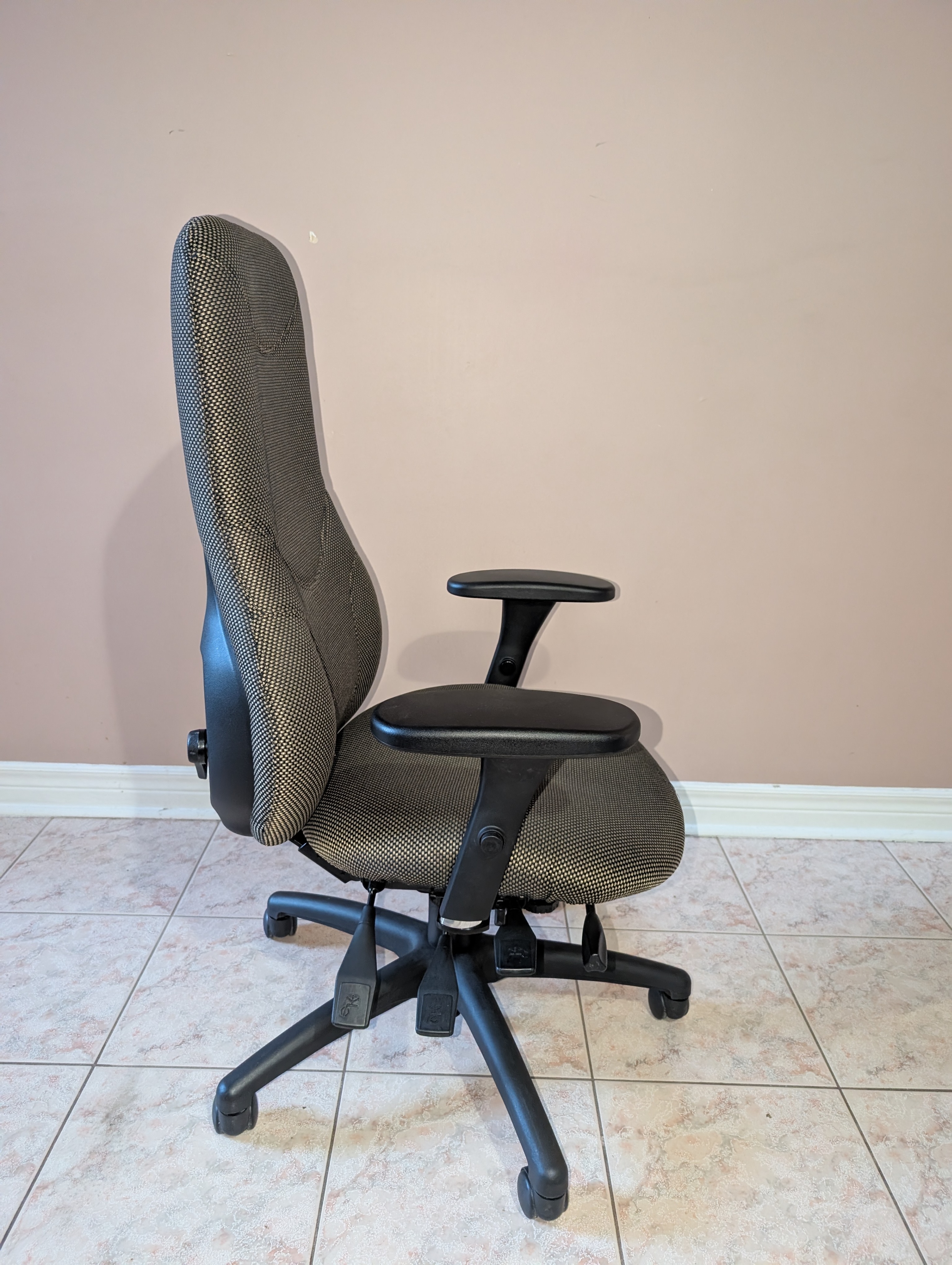 Global Ergonomic Office Chair – High Back - photo 4