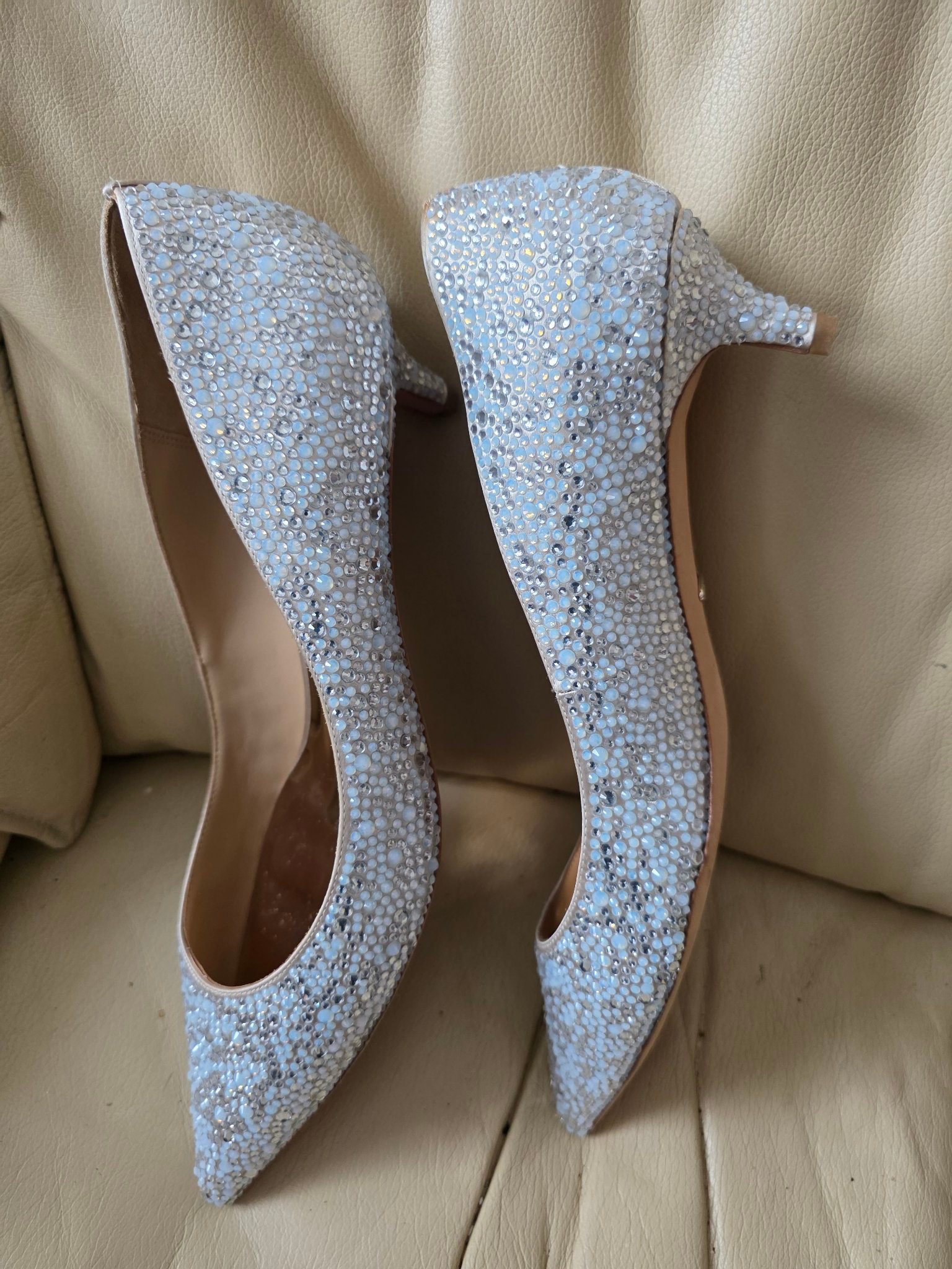 Badgley Mischka Rhinestone Pointed Toe Kitten Heel Shoes Size 12 - photo 4