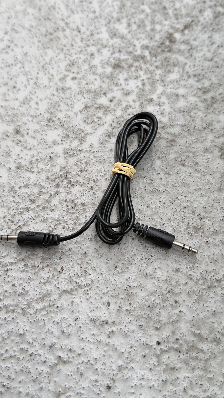 AUX Cords 3.5mm Male to Male – Car / Speaker Audio, $5 Each
