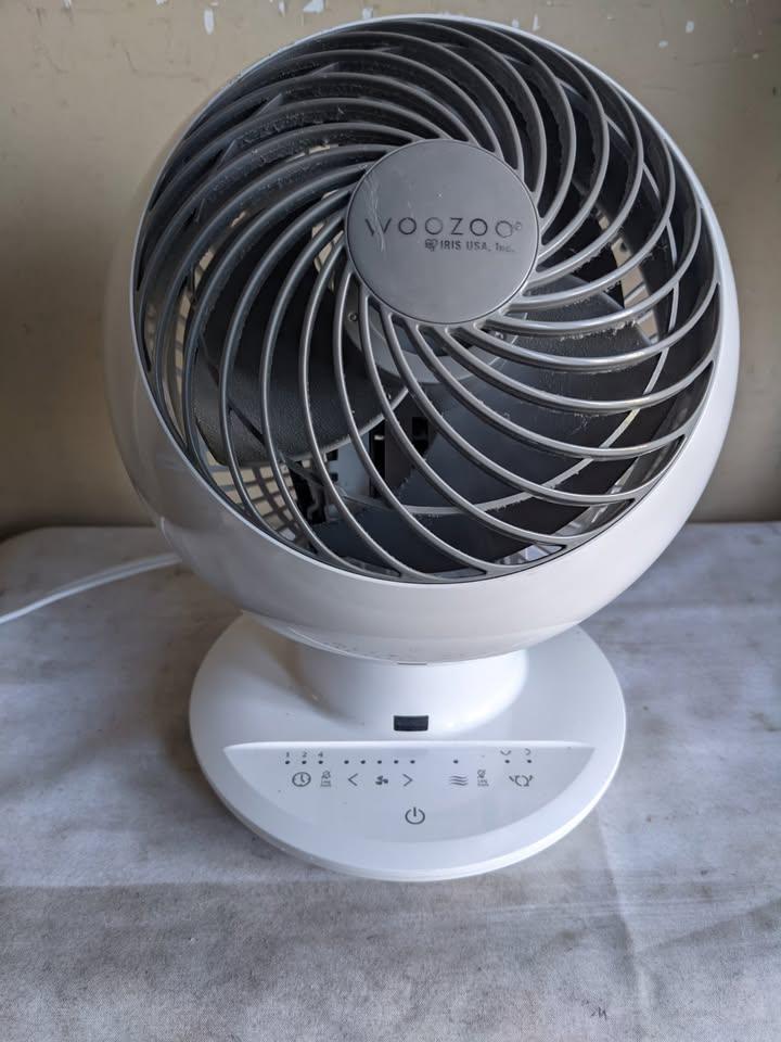 Fan, IRIS Woozoo Globe Multi-Directional 5-Speed Oscillating Fan - photo 2