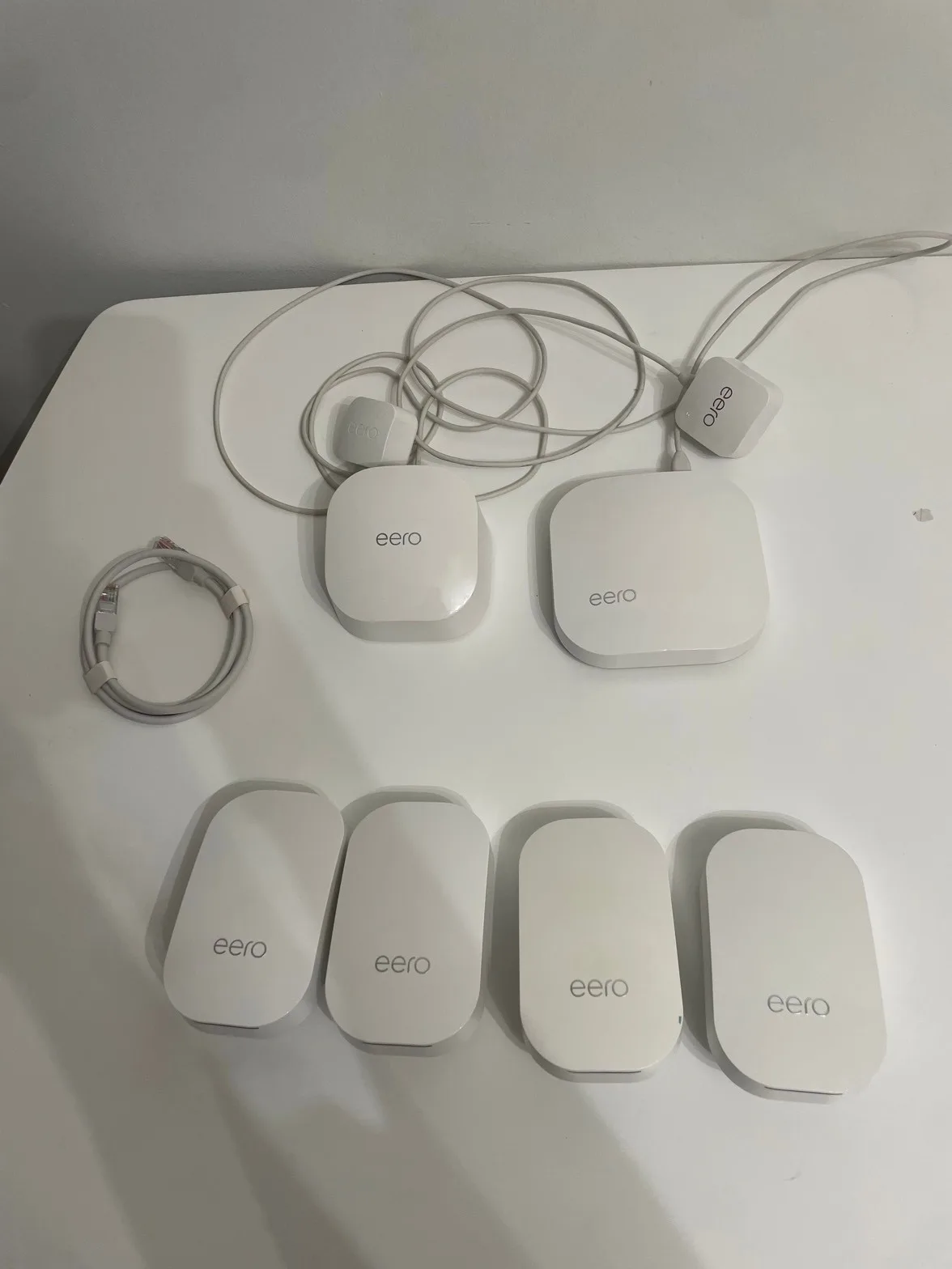 Eero wifi bundle, eero Pro, eero 6, and 4 beacons