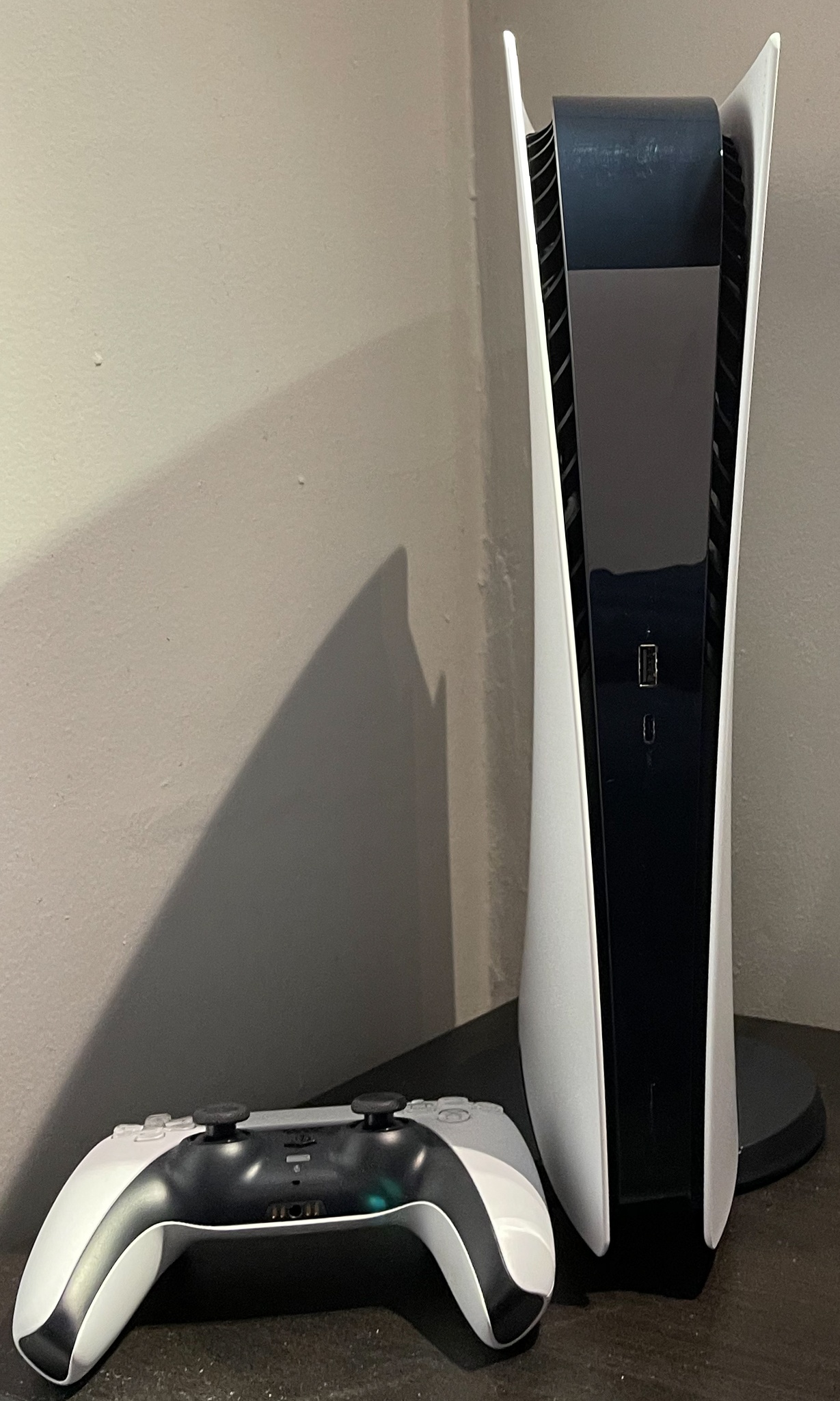 PlayStation 5 Digital Edition 1TB — Mint, Works Perfectly
